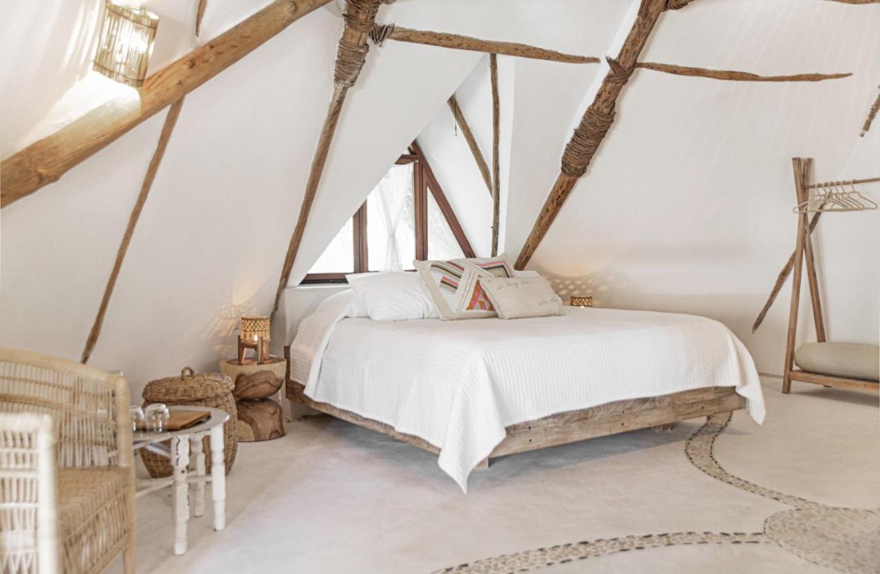 Deluxe Double or Twin Room with Balcony