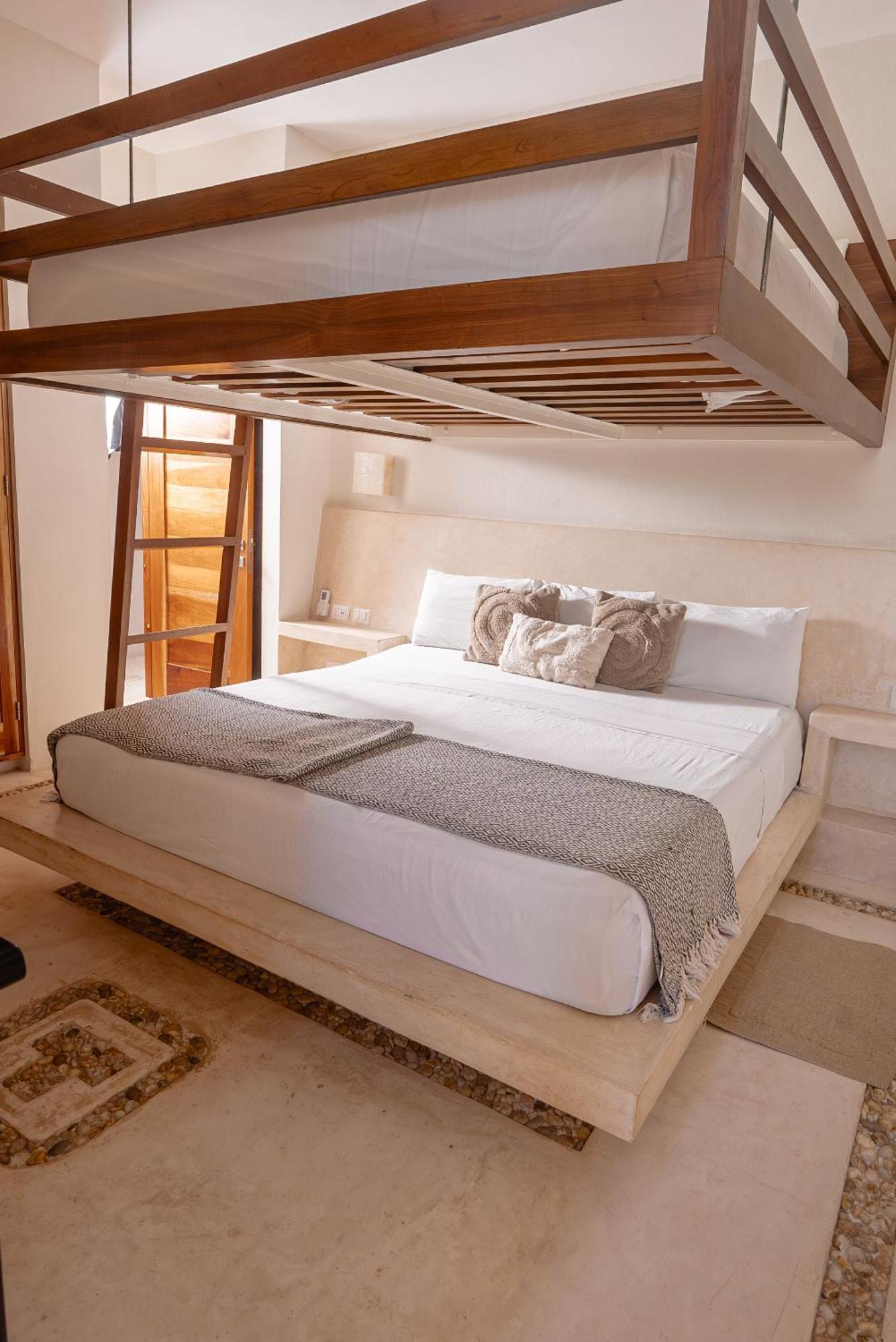 Superior Double Room,1699374873:JPEG